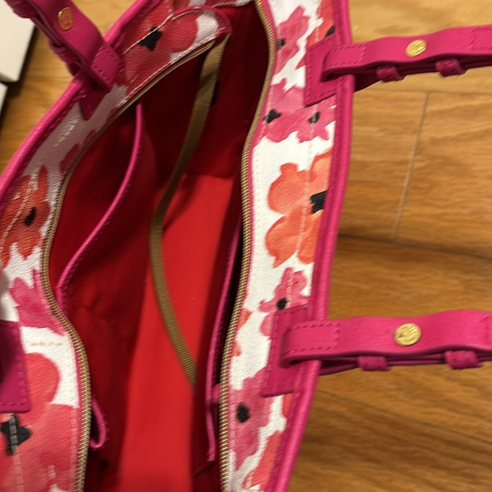 Dooney & Bourke Coated Leisure Shopper Tote - Picture 7 of 12